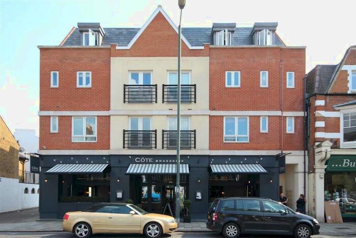 1 Bedroom Flat To Rent In High Street, Teddington, TW11