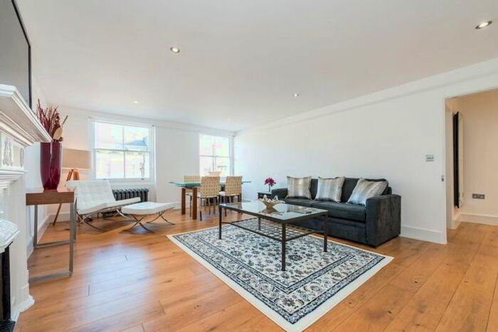 2 Bedroom Flat To Rent In Gloucester Place, London, W1U