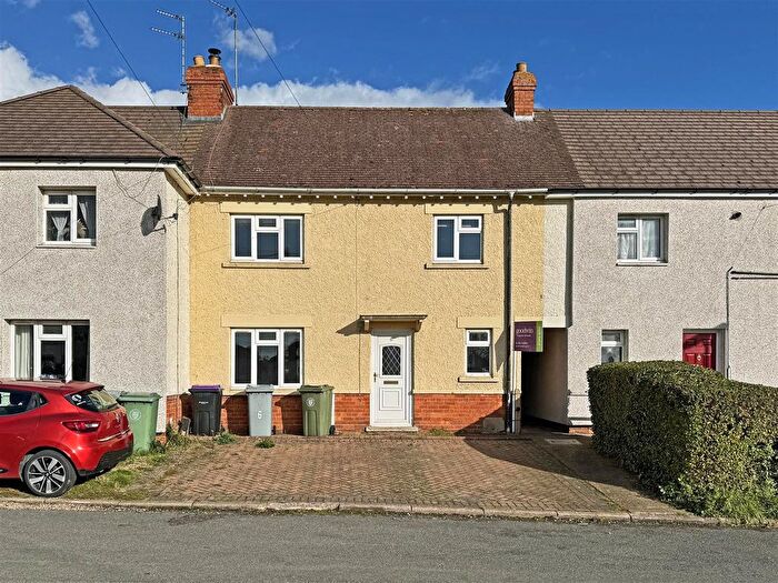 2 Bedroom Terraced House For Sale In Worcester Crescent, Stamford, PE9