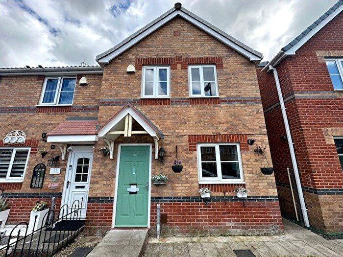 3 Bedroom Semi-Detached House For Sale In St. Pauls Court, Middlesbrough, North Yorkshire, TS6