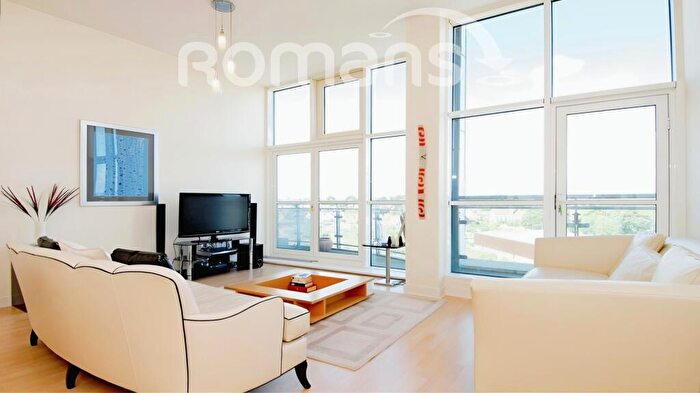 2 Bedroom Apartment To Rent In Winterthur Way, RG21