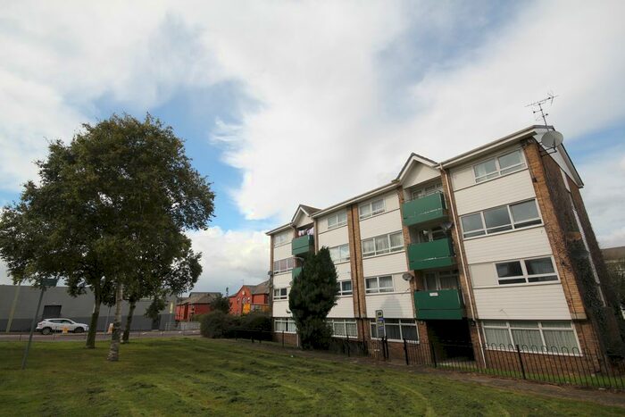 4 Bedroom Maisonette To Rent In Anderson Street, South Shields NE33