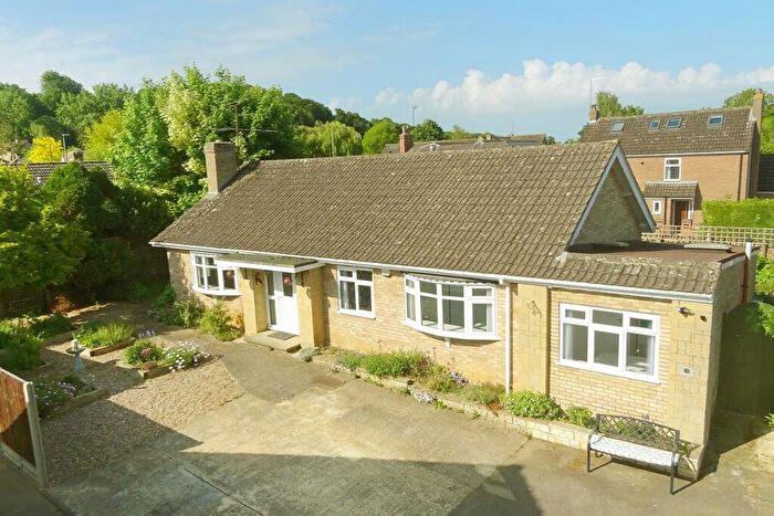 4 Bedroom Detached Bungalow For Sale In Lightfoot Lane, Middleton, LE16