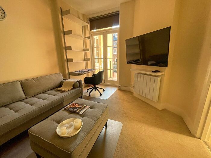 1 Bedroom Flat To Rent In Abbey Road, St John's Wood, London, NW8