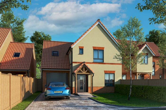 3 Bedroom Semi-Detached House For Sale In South Norfolk, NR16