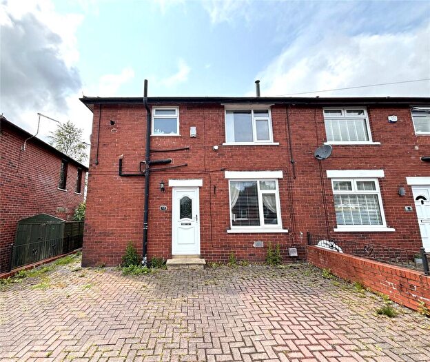 3 Bedroom Semi-Detached House To Rent In Birch Avenue, Rochdale, Greater Manchester, OL12