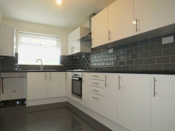 2 Bedroom Maisonette To Rent In Station Road, Balsall Common, Coventry, CV7
