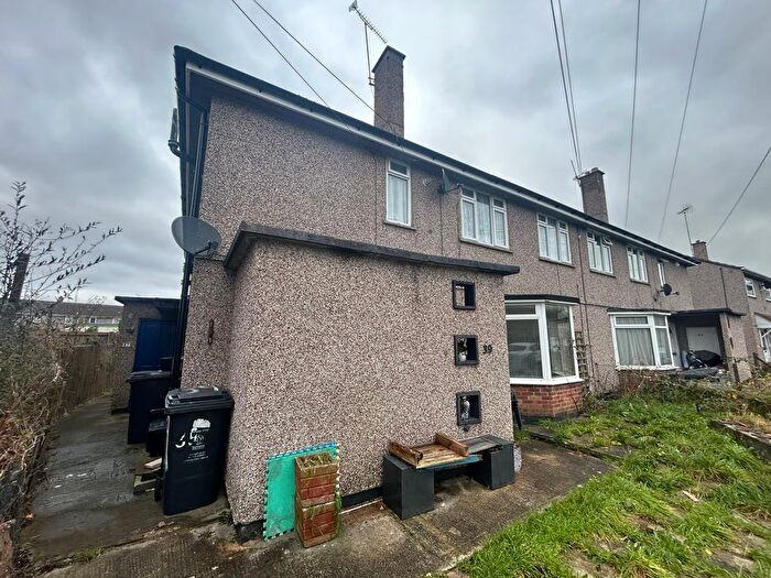 2 Bedroom Flat To Rent In Midhurst Avenue, Swindon, SN3