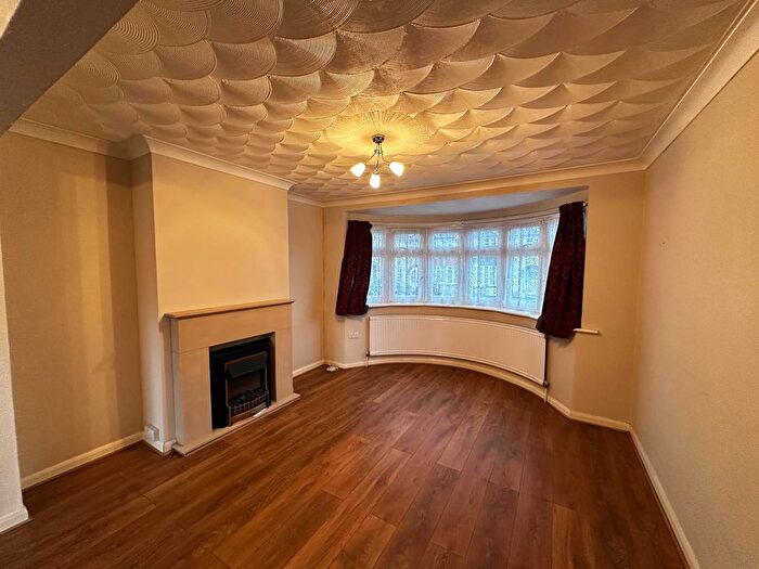 3 Bedroom Semi-Detached House To Rent In Colyer Road, Northfleet, Gravesend, Kent, DA11