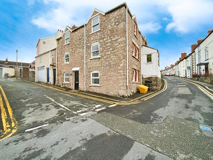 3 Bedroom End Of Terrace House For Sale In Abrams Lane, Denbigh, LL16