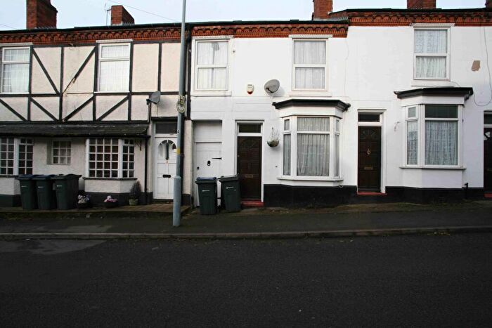 2 Bedroom House To Rent In High Street, Quinton, B32