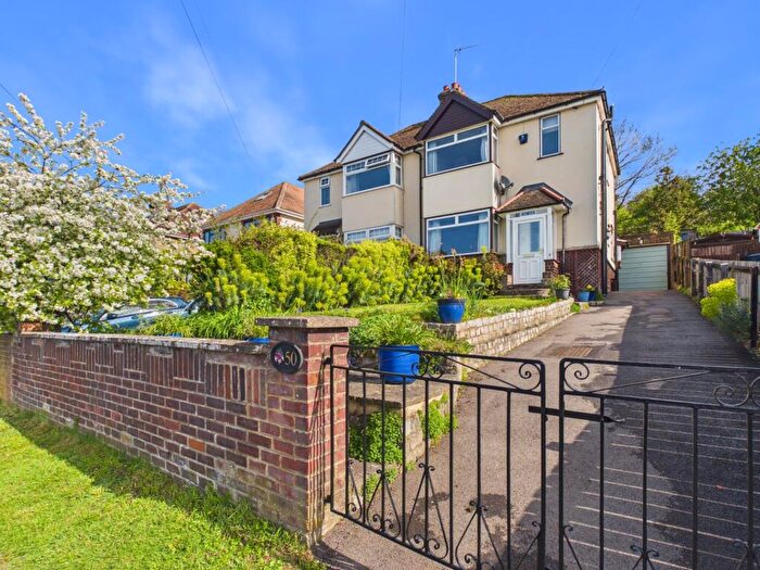 3 Bedroom Semi Detached House For Sale In Whinneys Road, Loudwater, High Wycombe, Buckinghamshire, HP10