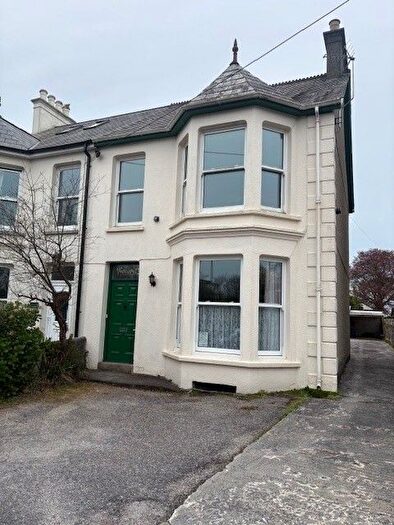 2 Bedroom Flat To Rent In Alexandra Road, St Austell, PL25