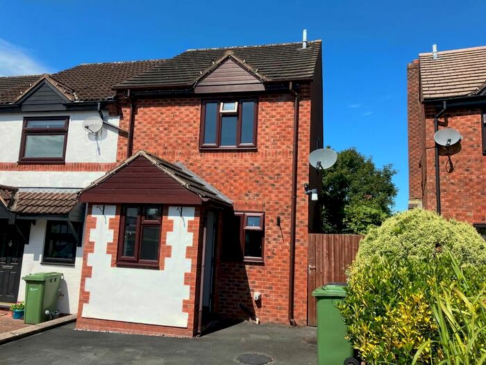 2 Bedroom Property To Rent In Bridge Farm, Ewyas Harold, Hereford, HR2