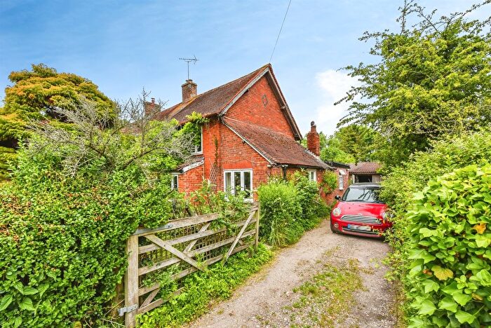 5 Bedroom Semi-detached House For Sale In The Green, Marston, Devizes, SN10