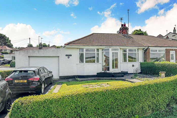 2 Bedroom Semi-Detached Bungalow For Sale In Hull Road, Hornsea, HU18