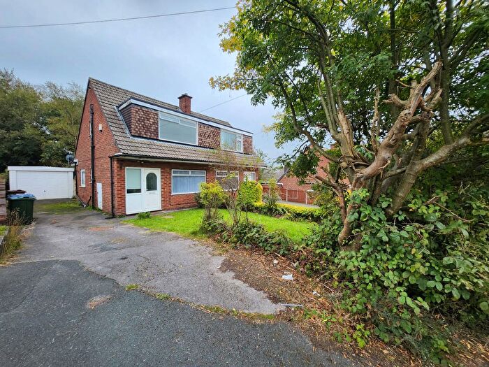 3 Bedroom Semi-Detached House To Rent In Bosworth Close, Allerton, BD15