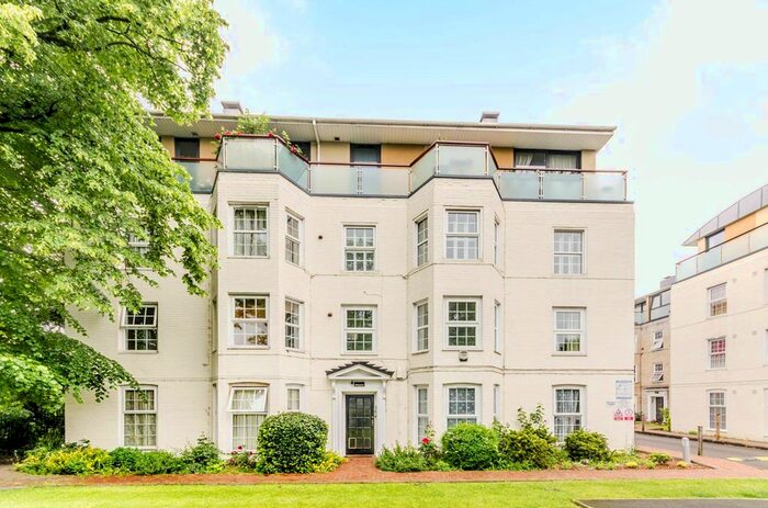 1 Bedroom Flat To Rent In West Barnes Lane, Raynes Park, New Malden, KT3