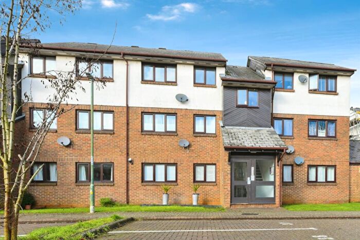 2 Bedroom Apartment For Sale In Aylets Field, Harlow, CM18