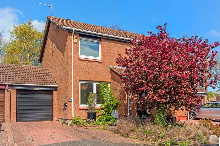 2 Bedroom Semi Detached House For Sale In Gyle Park Gardens, Corstorphine, Edinburgh, EH12