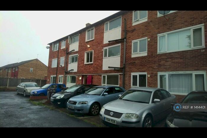 2 Bedroom Flat To Rent In Alderwood Avenue, Liverpool, L24