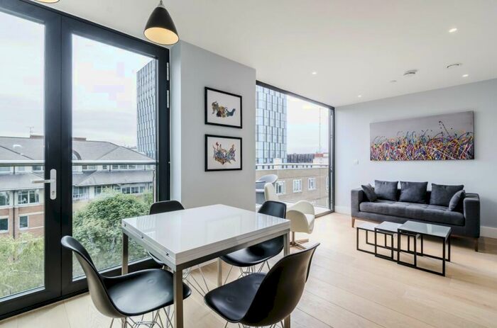 2 Bedroom Flat To Rent In Collier Street London, N1