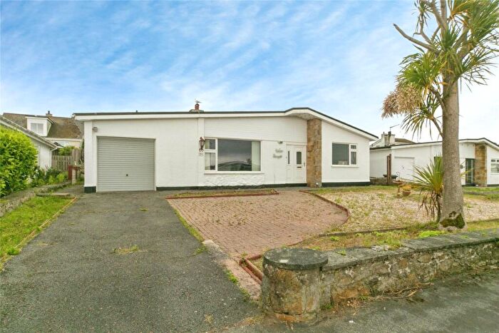 3 Bedroom Bungalow For Sale In Bay View Road, Benllech, Tyn-y-Gongl, Isle Of Anglesey, LL74