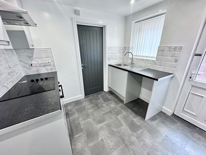 1 Bedroom Flat To Rent In Rockingham Road, Doncaster, DN2