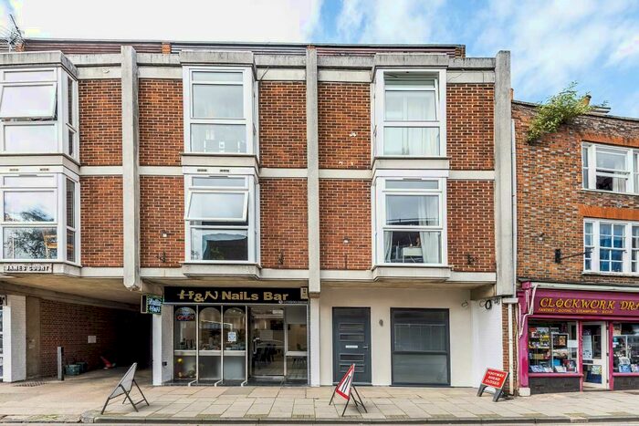 1 Bedroom Apartment To Rent In Central Abingdon, Oxfordshire, OX14