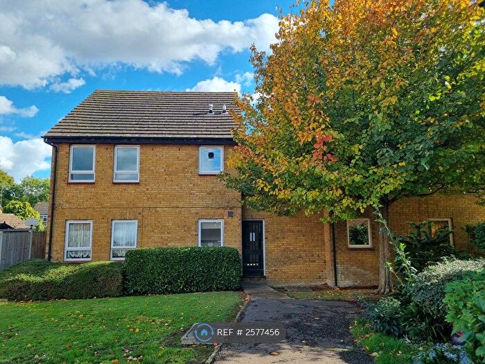 Studio To Rent In Hutton, Essex, CM13