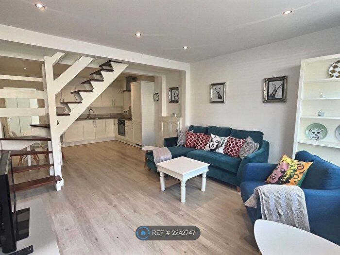 2 Bedroom Terraced House To Rent In Tree Road, London, E16