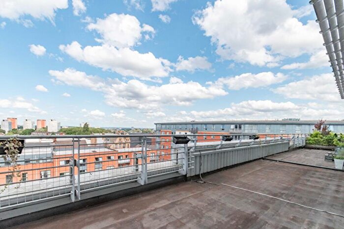 2 Bedroom Apartment To Rent In Branston Street, Birmingham, West Midlands, B18