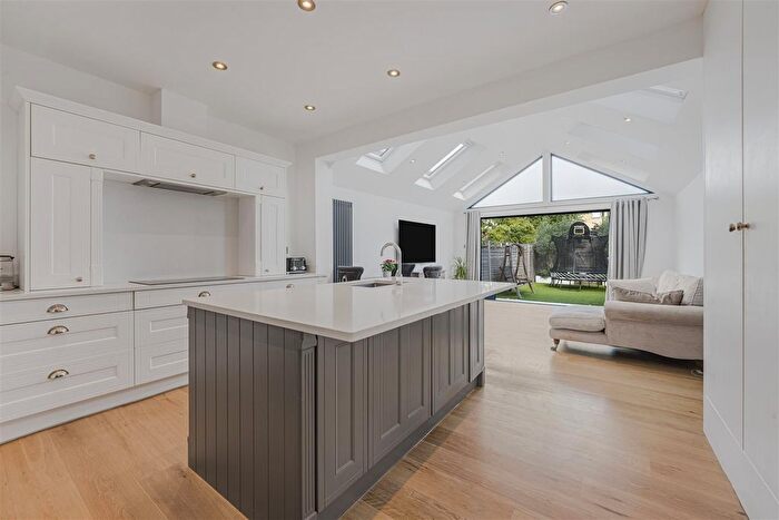 3 Bedroom Terraced House For Sale In Clarence Road, London, SW19