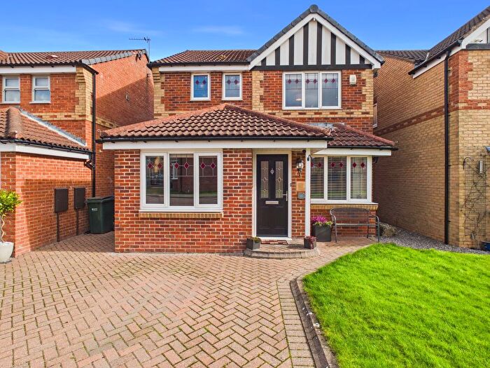 3 Bedroom Detached House For Sale In Meadow Rise, Meadow Rise Estate, Gateshead, NE9