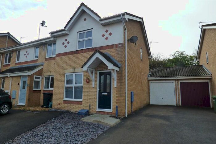 3 Bedroom Property To Rent In Coriander Drive, Bradley Stoke, Bristol, BS32