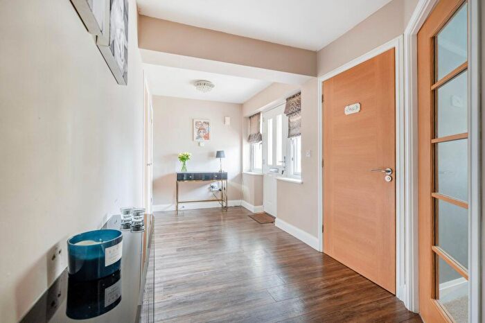 4 Bedroom Detached House For Sale In Victory Avenue, Bradwell, NR31
