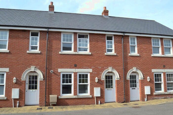 2 Bedroom Property To Rent In Gunner Mews, Colchester, CO1
