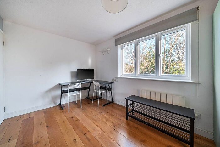 1 Bedroom Studio To Rent In Azalea Close, Hanwell, London, W7