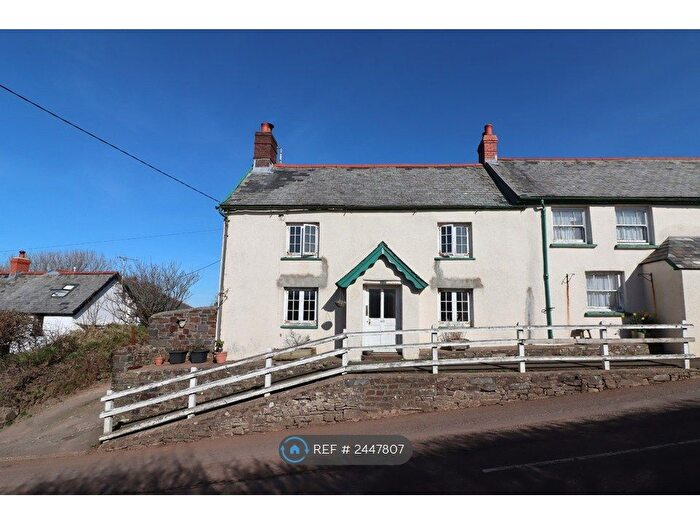 3 Bedroom Semi-Detached House To Rent In Slerra, Higher Clovelly, Bideford, EX39