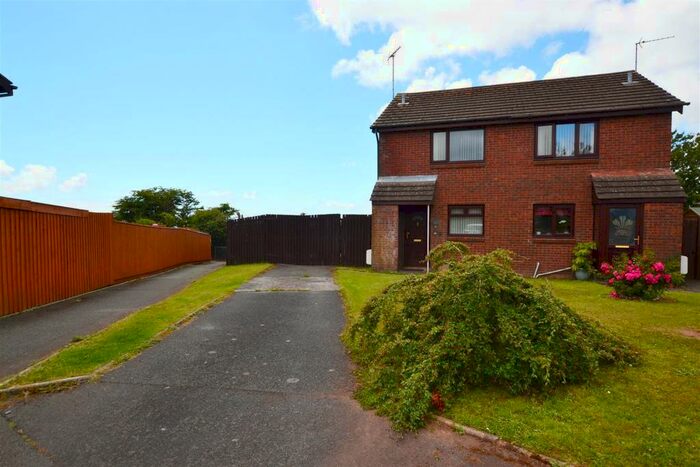 2 Bedroom Semi-Detached House For Sale In Conway Drive, Steynton, Milford Haven, SA73