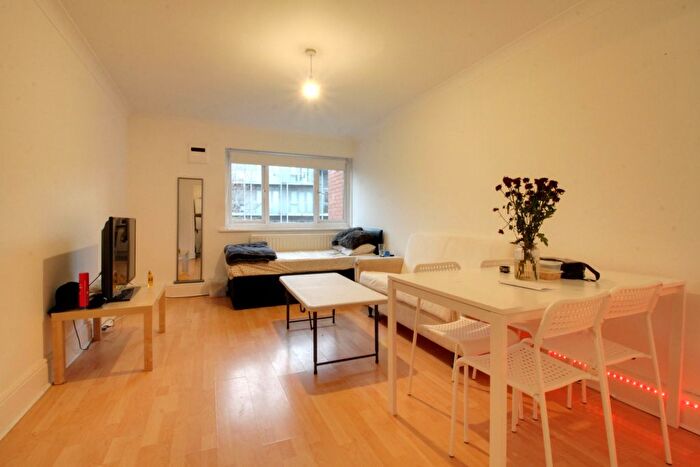 1 Bedroom Flat To Rent In Waterside, Wheeleys Lane, Birmingham, B15