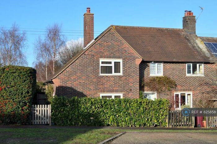 2 Bedroom End Of Terrace House To Rent In Northside, Chichester, PO18