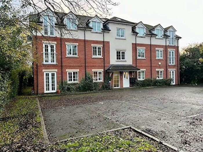2 Bedroom Flat To Rent In Weston Road, Stafford, ST16
