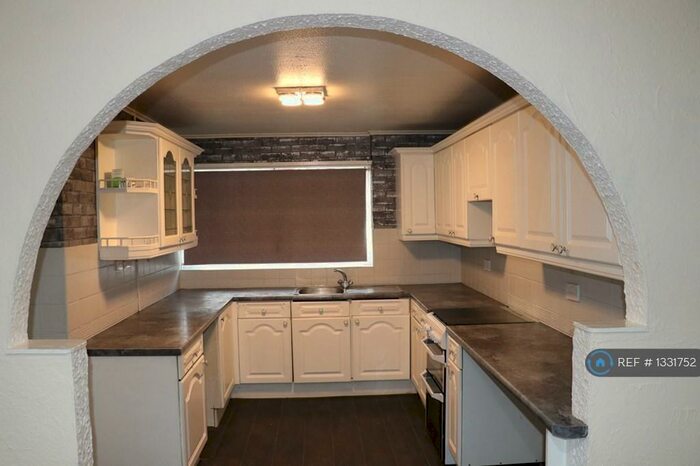 3 Bedroom Terraced House To Rent In Shiredale Drive, Manchester, M9