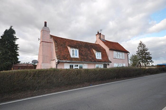 2 Bedroom Cottage To Rent In Maldon Road, CM9