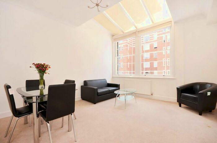 2 Bedroom Flat To Rent In St Georges Square, Pimlico, London, SW1V