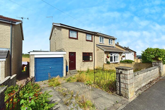 3 Bedroom Semi-Detached House For Sale In Grange Road, Rawmarsh, Rotherham, South Yorkshire, S62