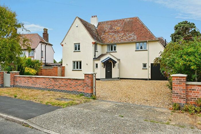 4 Bedroom Detached House For Sale In Bernard Crescent, Hunstanton, PE36