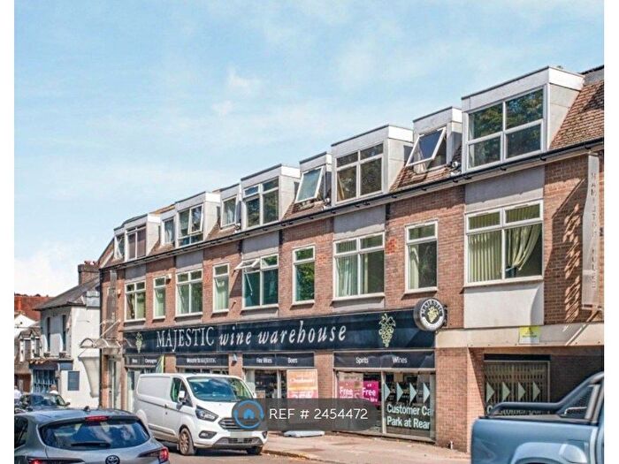 Studio To Rent In Bell Street, Reigate, RH2