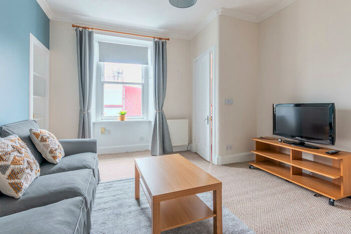 1 Bedroom Flat To Rent In Wheatfield Street Edinburgh United Kingdom, EH11